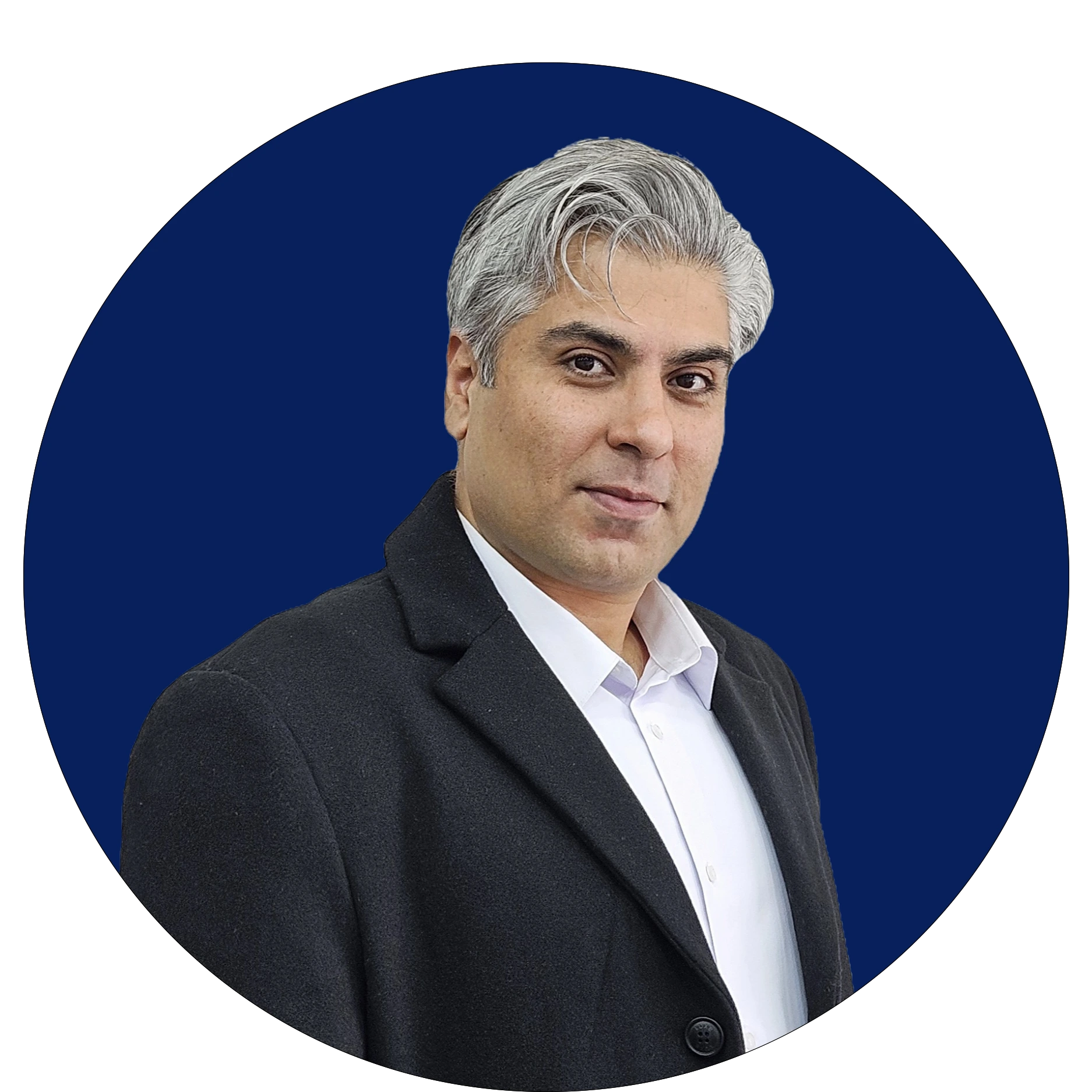 علی حصاری، متخصص و مشاور املاک روما۲۴ - Roma24